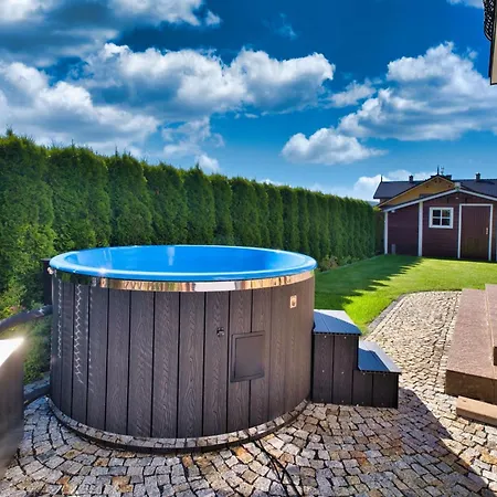 Wichrowe Zacisze 2 *